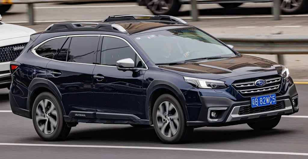 Sixth-generation Subaru Outback (BT), the generation before the 2026 redesign (Wikimedia Commons, CC BY-SA 4.0)