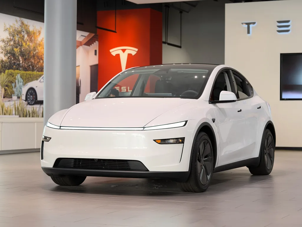 Refreshed Tesla Model Y at Santana Row, California (current generation; license CC BY-SA 4.0)
