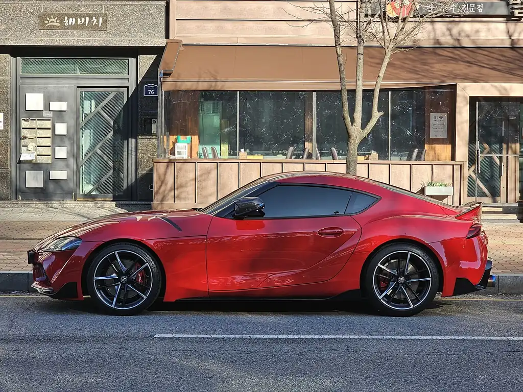 Toyota GR Supra 3.0 (A90) - side profile