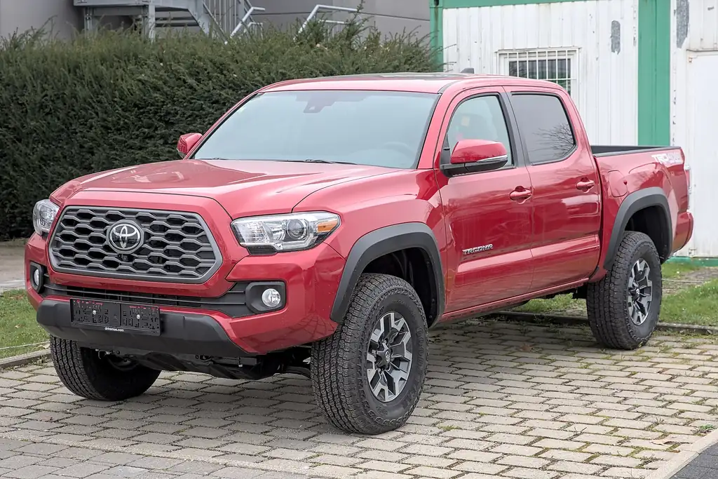 Toyota Tacoma TRD (N300), the previous-generation Tacoma (Wikimedia Commons, CC BY-SA 4.0)