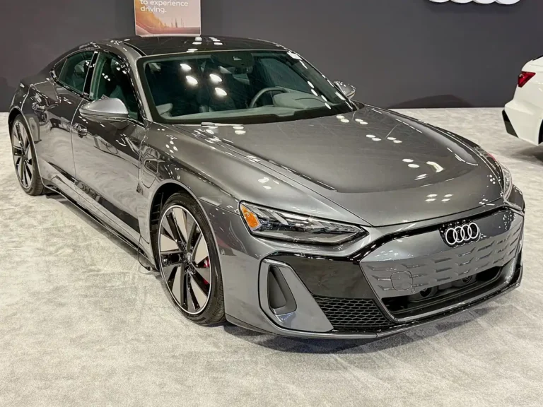 2025 Audi e-tron GT - front 3/4, exterior, auto show